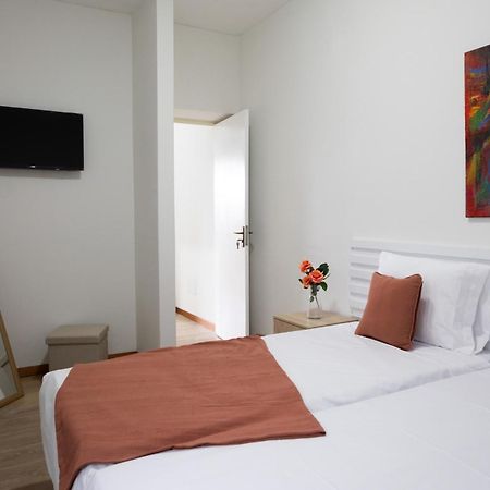 O Sobrado Mariazinha & Inacio Lima Apartment Прая Екстериор снимка