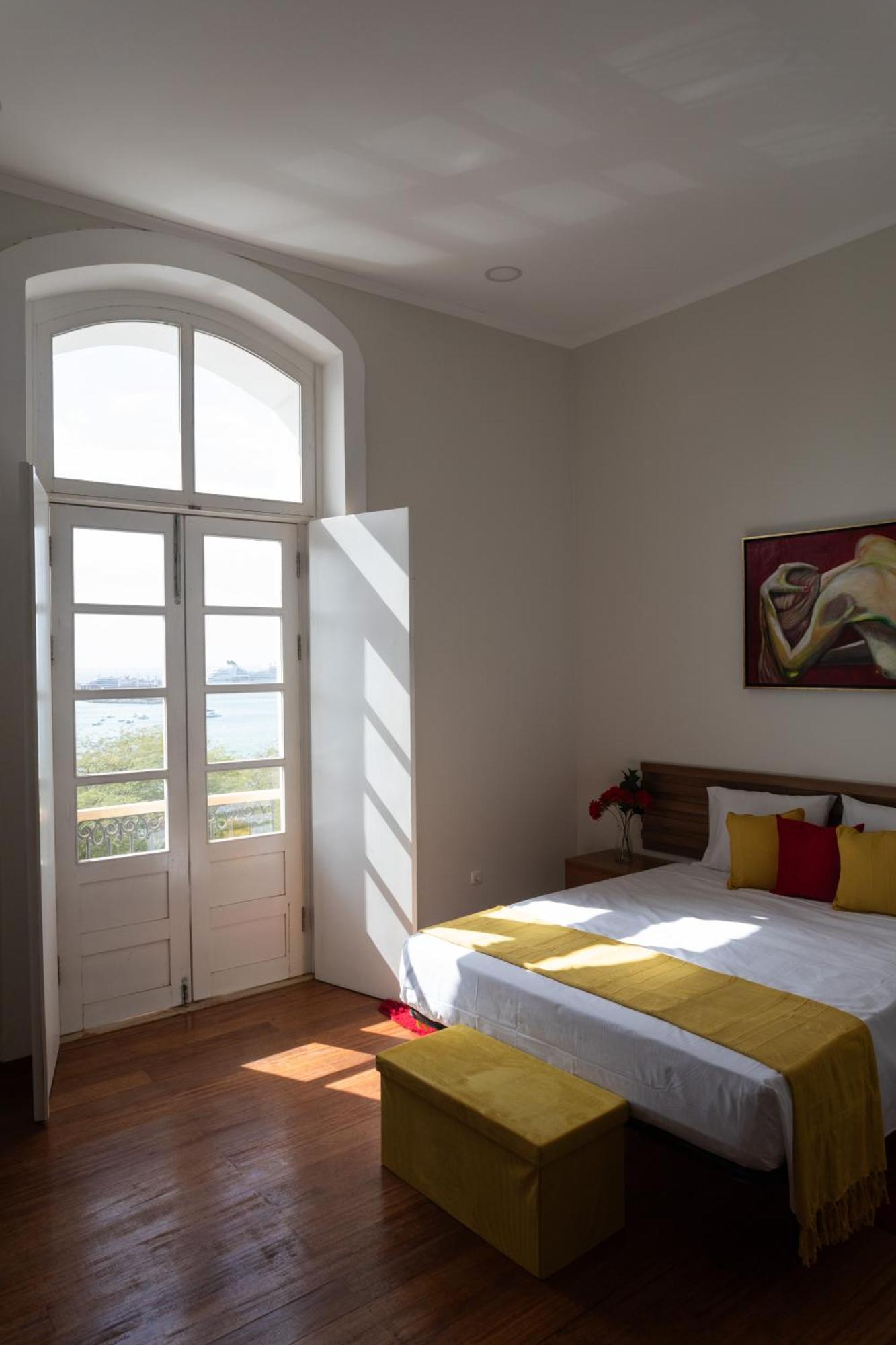 O Sobrado Mariazinha & Inacio Lima Apartment Прая Екстериор снимка