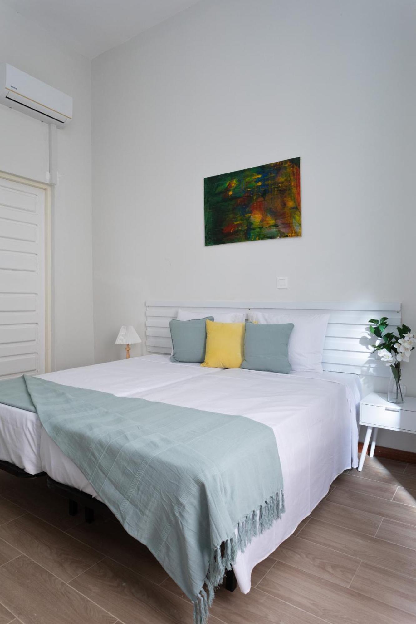 O Sobrado Mariazinha & Inacio Lima Apartment Прая Екстериор снимка